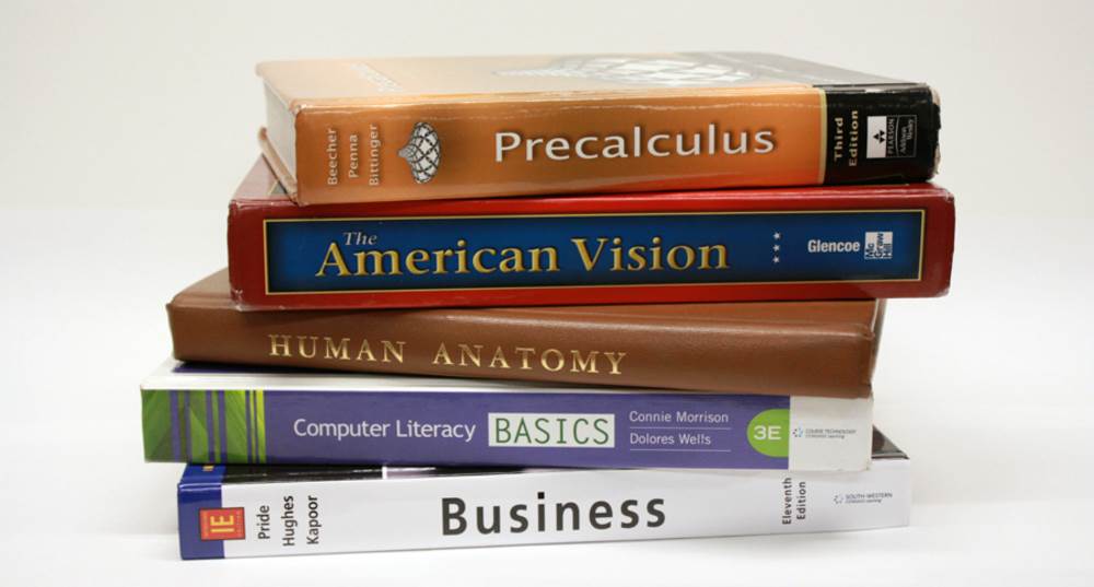 Read more about the article 5 Places to Find Free College Textbooks Online